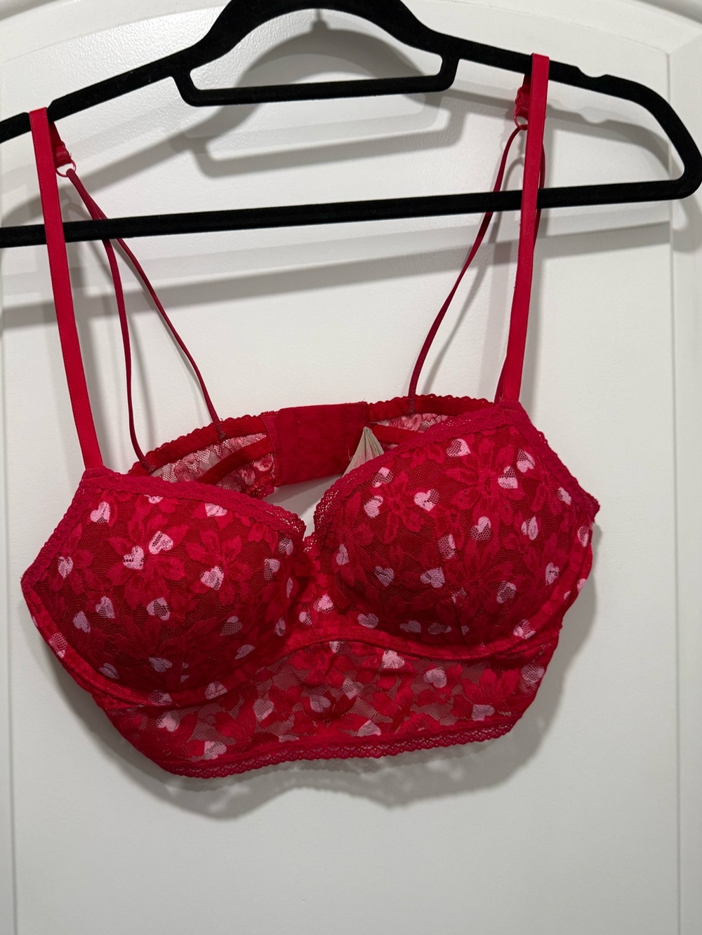 PINK Victoria's Secret Red Lace Heart-Print Bralette Size Medium